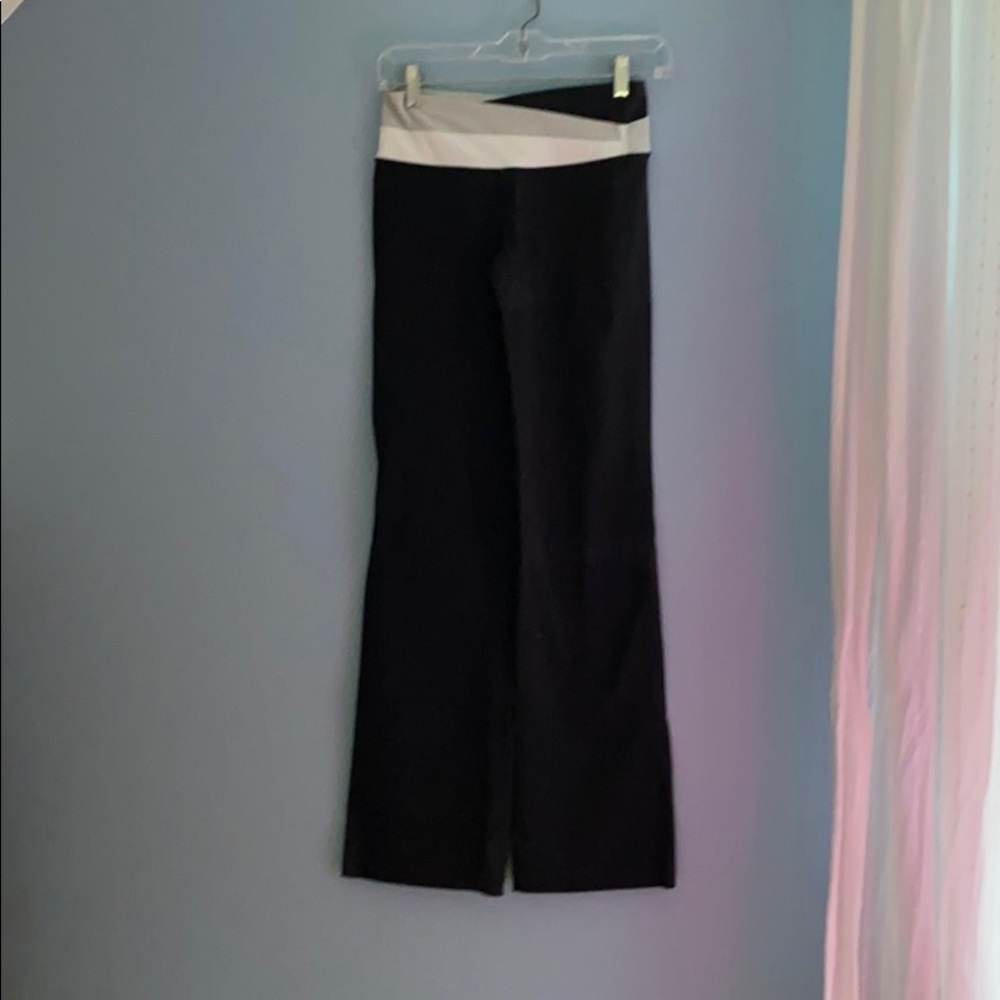lululemon astro pant size 4
